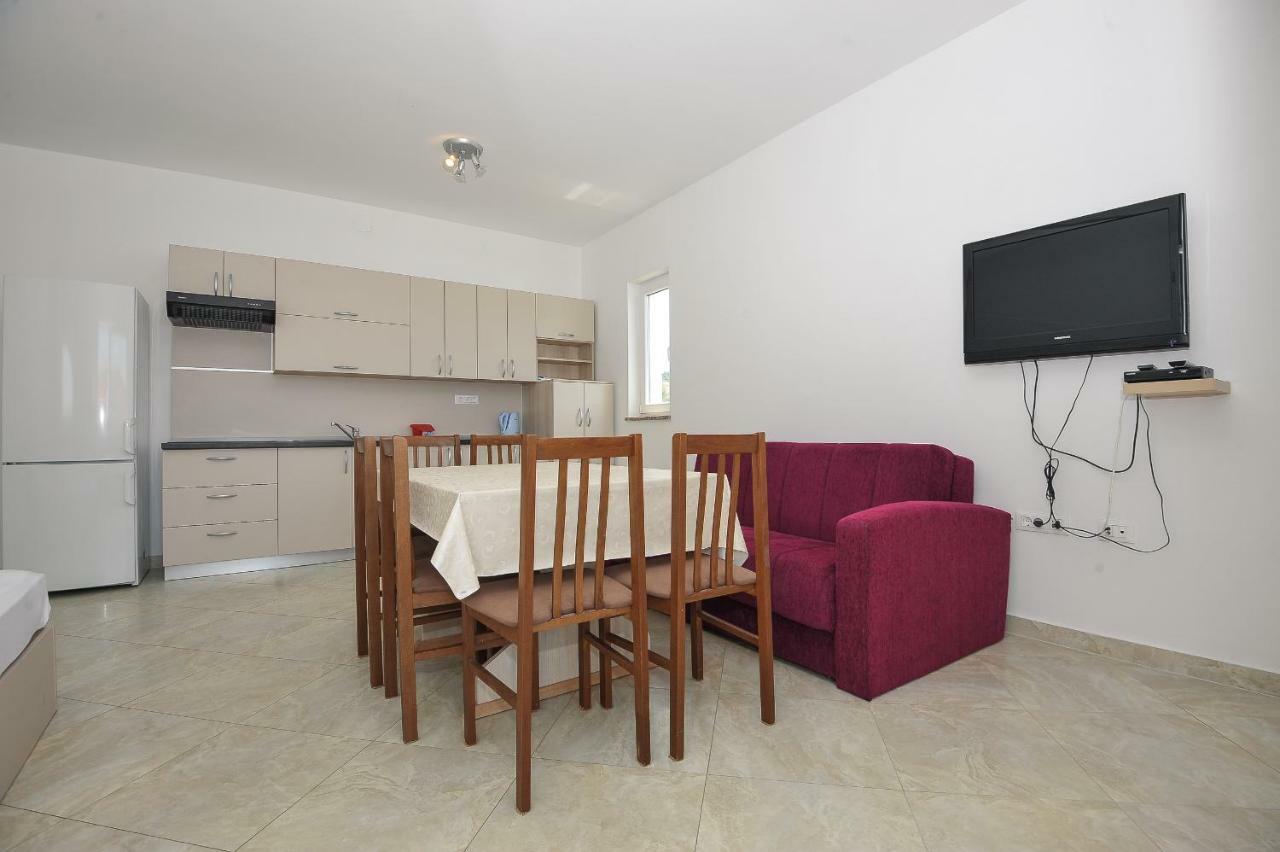 Apartmani Vrtlici Zdenka Stara Novalja Exterior foto