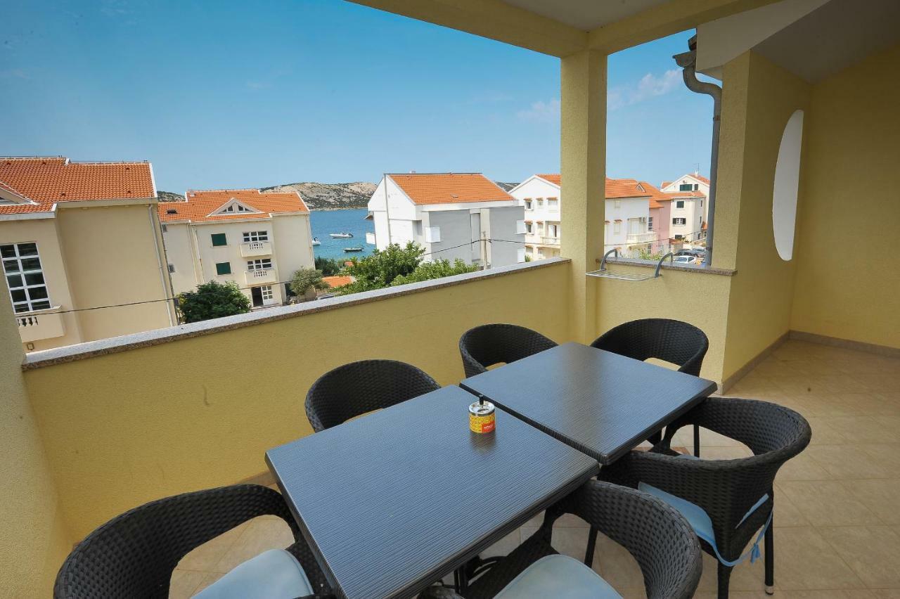 Apartmani Vrtlici Zdenka Stara Novalja Exterior foto
